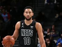 半岛体育网址-爵士整体实力突出，篮网逆袭表现令人倾倒