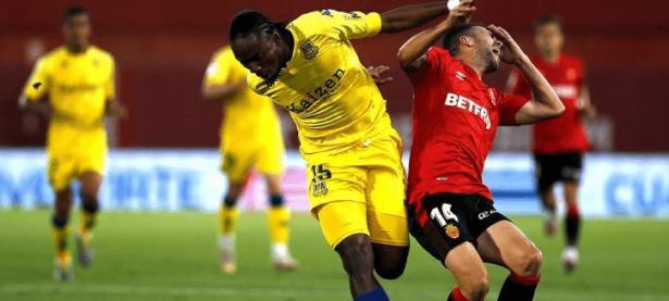 半岛体育下载-重庆斯威壮志凌云，狂胜对手取得宝贵三分