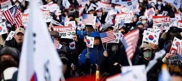 半岛体育网页版-世界冠军心情低落，团队危机暗流涌现