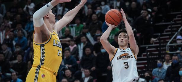 半岛体育链接-广州飞虎队主场不敌厦门队，遭遇三连败的简单介绍