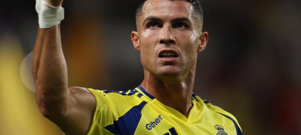 半岛体育网址-关于尤文图斯对阵AC米兰，C罗的压哨绝杀助球队逆转胜利！的信息