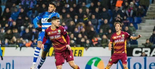 半岛体育官网入口-阿贾克斯惊险获胜，展现出色实力的简单介绍