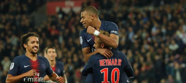 半岛体育官方登录入口-拉科鲁尼亚主场不敌巴伦西亚，未能改变战局的简单介绍