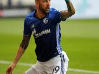 包含北威州德比，多特蒙德主场力克沙尔克的词条