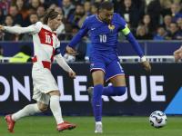 半岛体育网站-巴黎主力中场加盟国家队，备战国际赛事的简单介绍