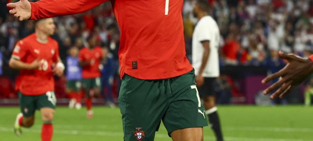 半岛体育亚洲官网-葡萄牙女足联赛，实力榜首队连胜不止的简单介绍