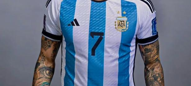 半岛体育官网入口-关于足球巨星因表现出众荣膺本周最佳球员奖的信息