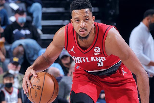 关于鹈鹕队长长合同确保球队核心留守的信息 关于鹈鹕队长长合同确保球队核心留守的信息