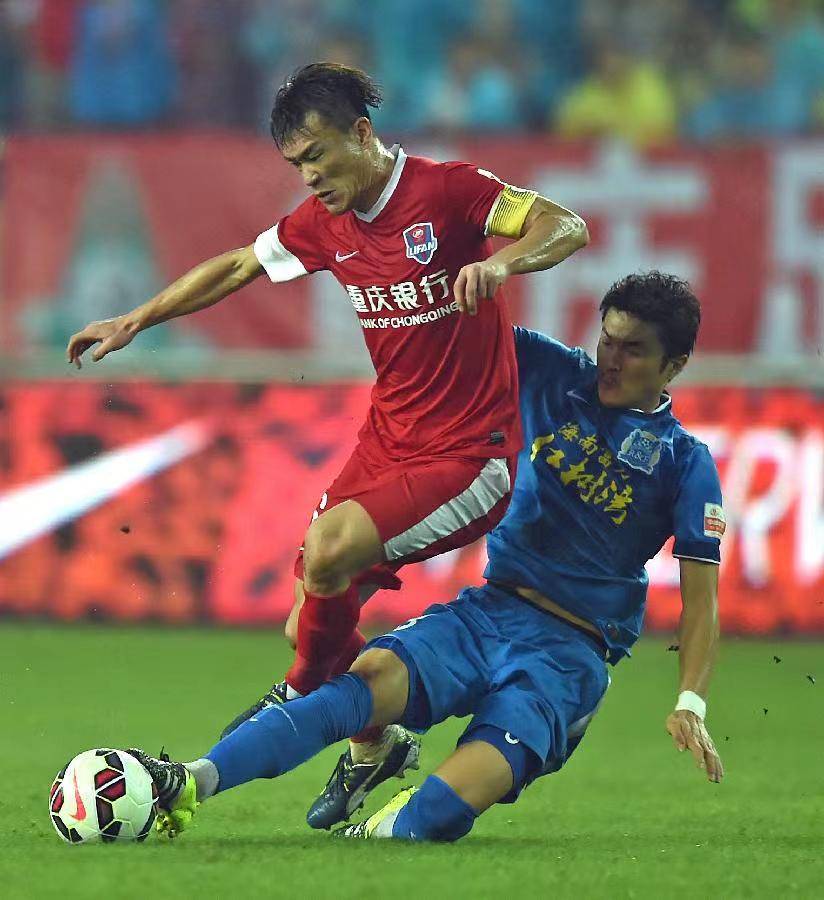 青岛黄海战平重庆力帆,积分榜持平 青岛黄海战平重庆力帆,积分榜持平