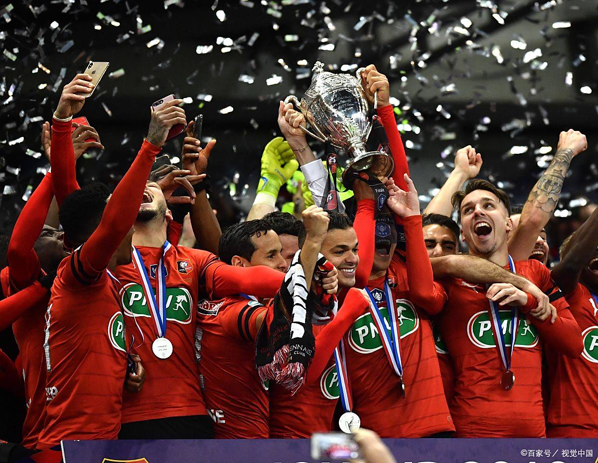 包含阿贾克斯铁血晋级,欧冠赛场波澜起伏的词条 包含阿贾克斯铁血晋级,欧冠赛场波澜起伏的词条