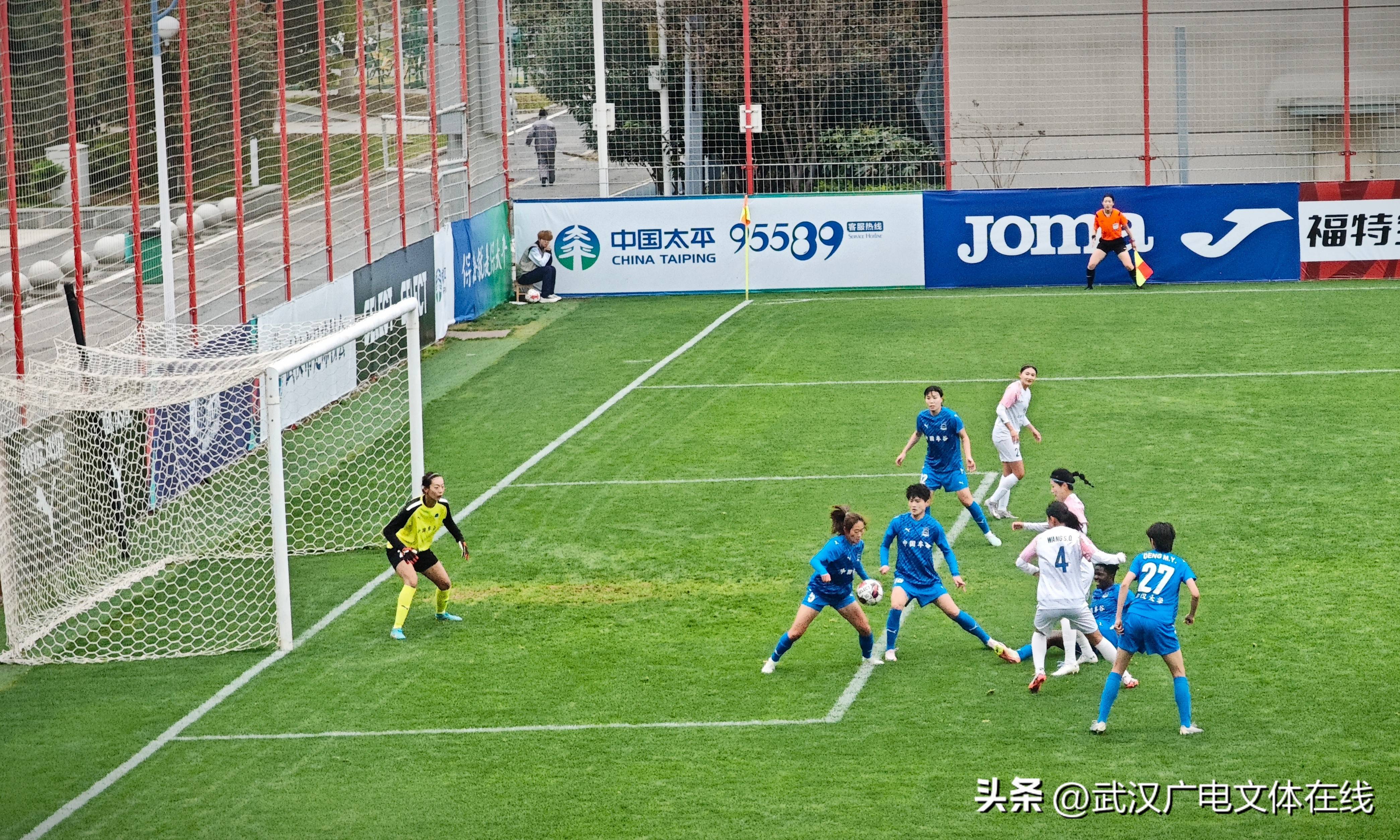 包含超级联赛首轮:新生代女足崭露头角的词条 包含超级联赛首轮:新生代女足崭露头角的词条