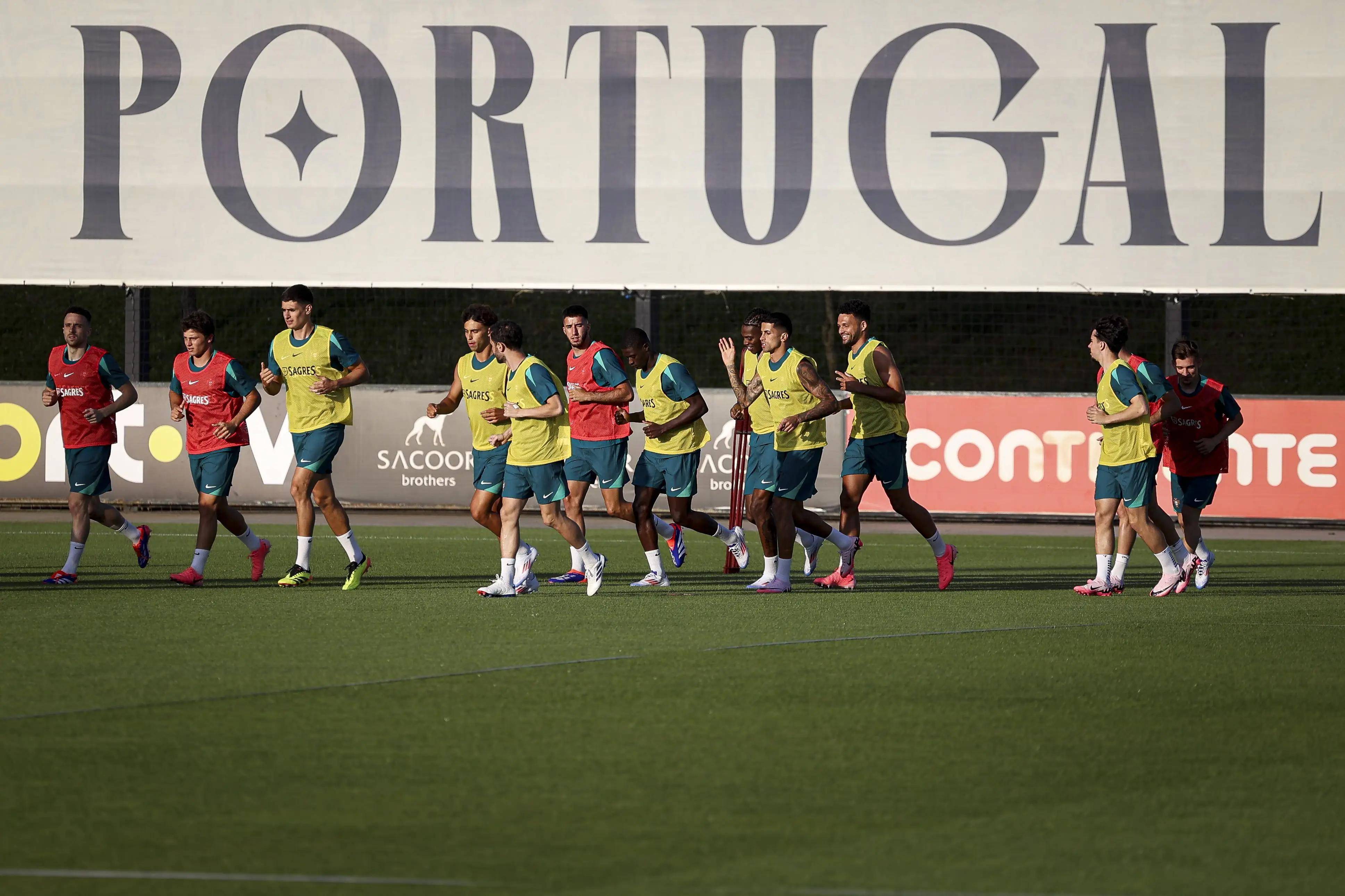 比利时迎战瑞典,成功晋级欧洲足球锦标赛的简单介绍 比利时迎战瑞典,成功晋级欧洲足球锦标赛的简单介绍