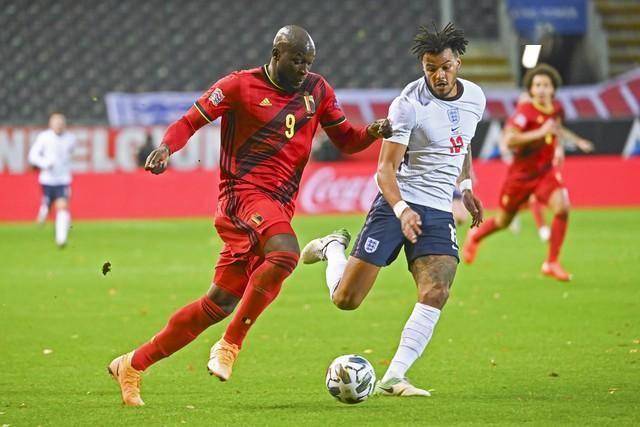 欧洲预选赛第二轮比赛,激烈战斗展开 欧洲预选赛第二轮比赛,激烈战斗展开