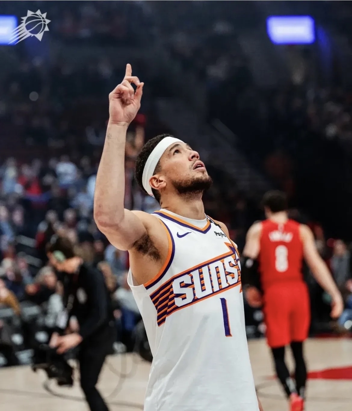 关于太阳主场送走尼克斯,布克高效得分的信息 关于太阳主场送走尼克斯,布克高效得分的信息