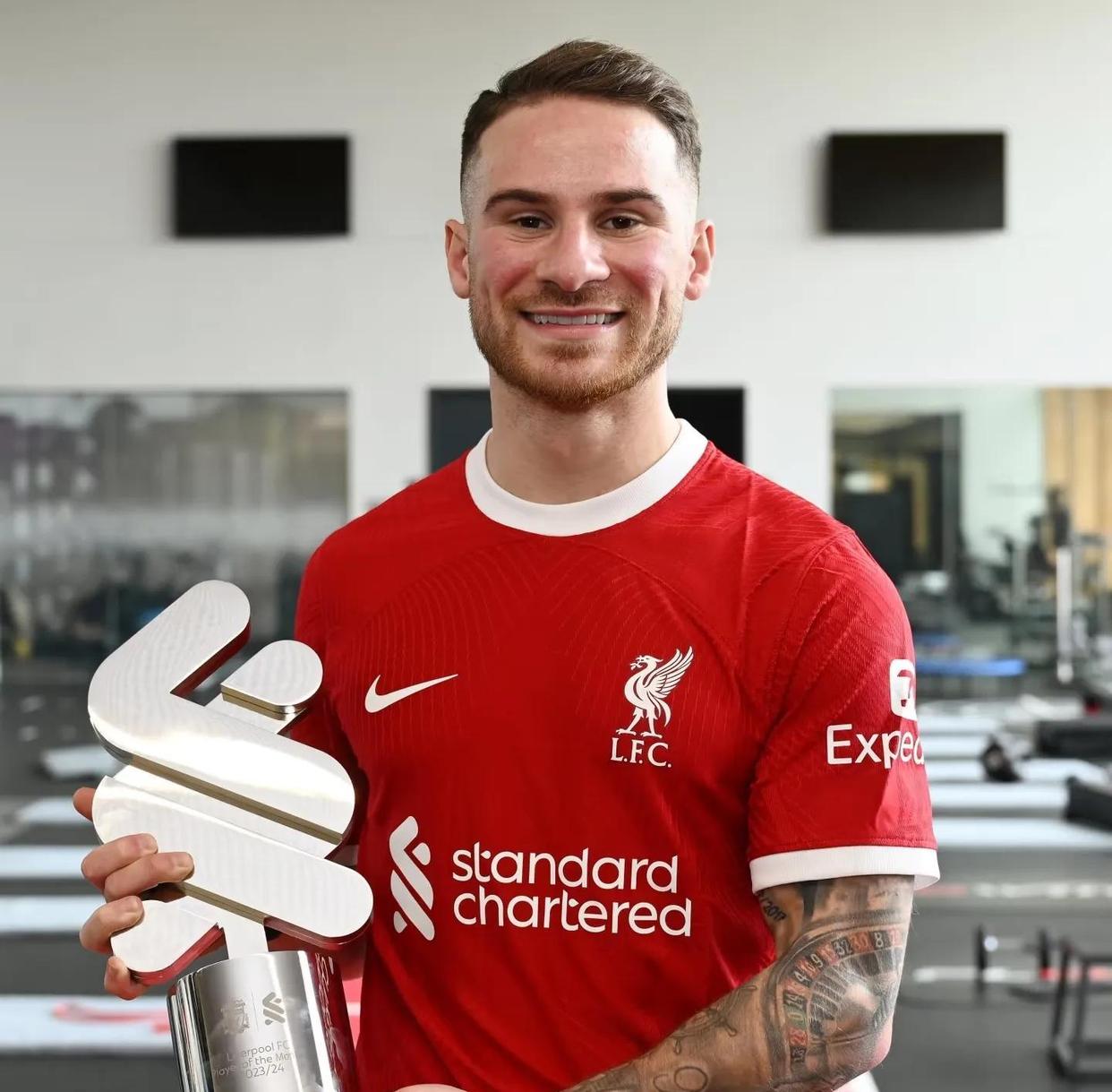 包含阿根廷教头就任英格兰联赛夺冠热门队的词条 包含阿根廷教头就任英格兰联赛夺冠热门队的词条