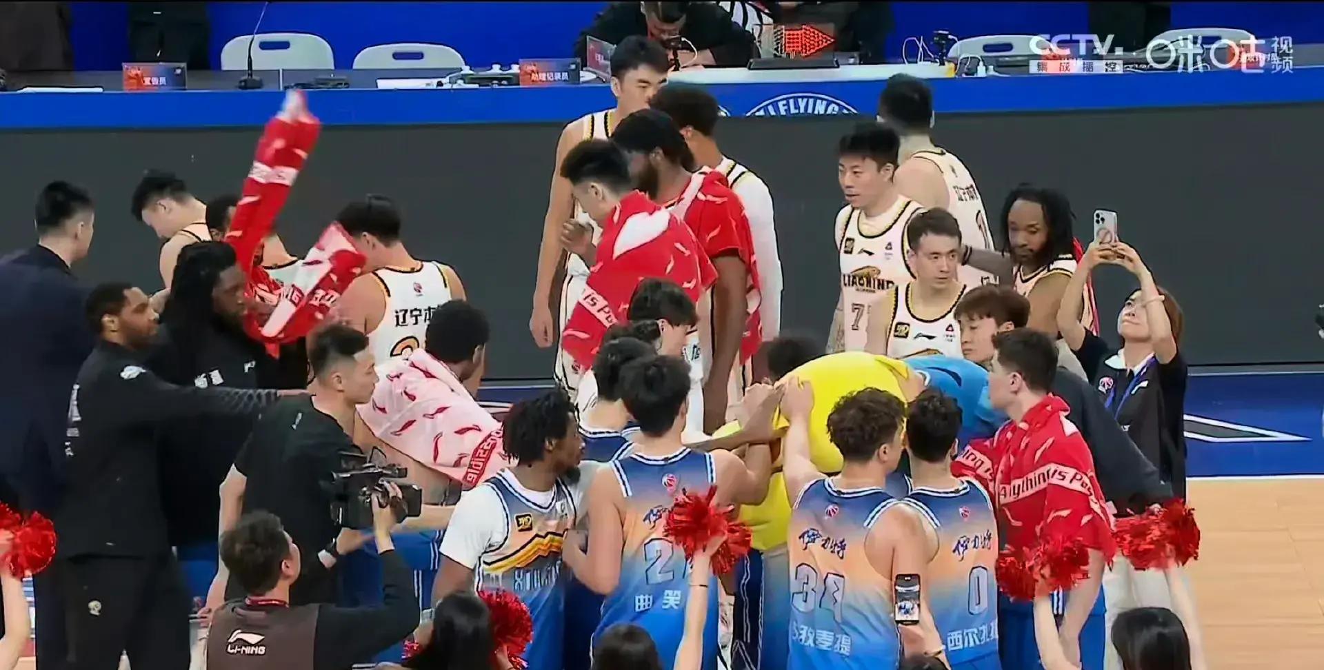 包含球员实力碰撞在中国篮球职业联赛的词条 包含球员实力碰撞在中国篮球职业联赛的词条