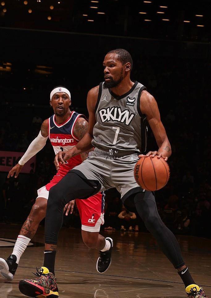 篮网横扫公牛,杜兰特火力全开! 篮网横扫公牛,杜兰特火力全开!