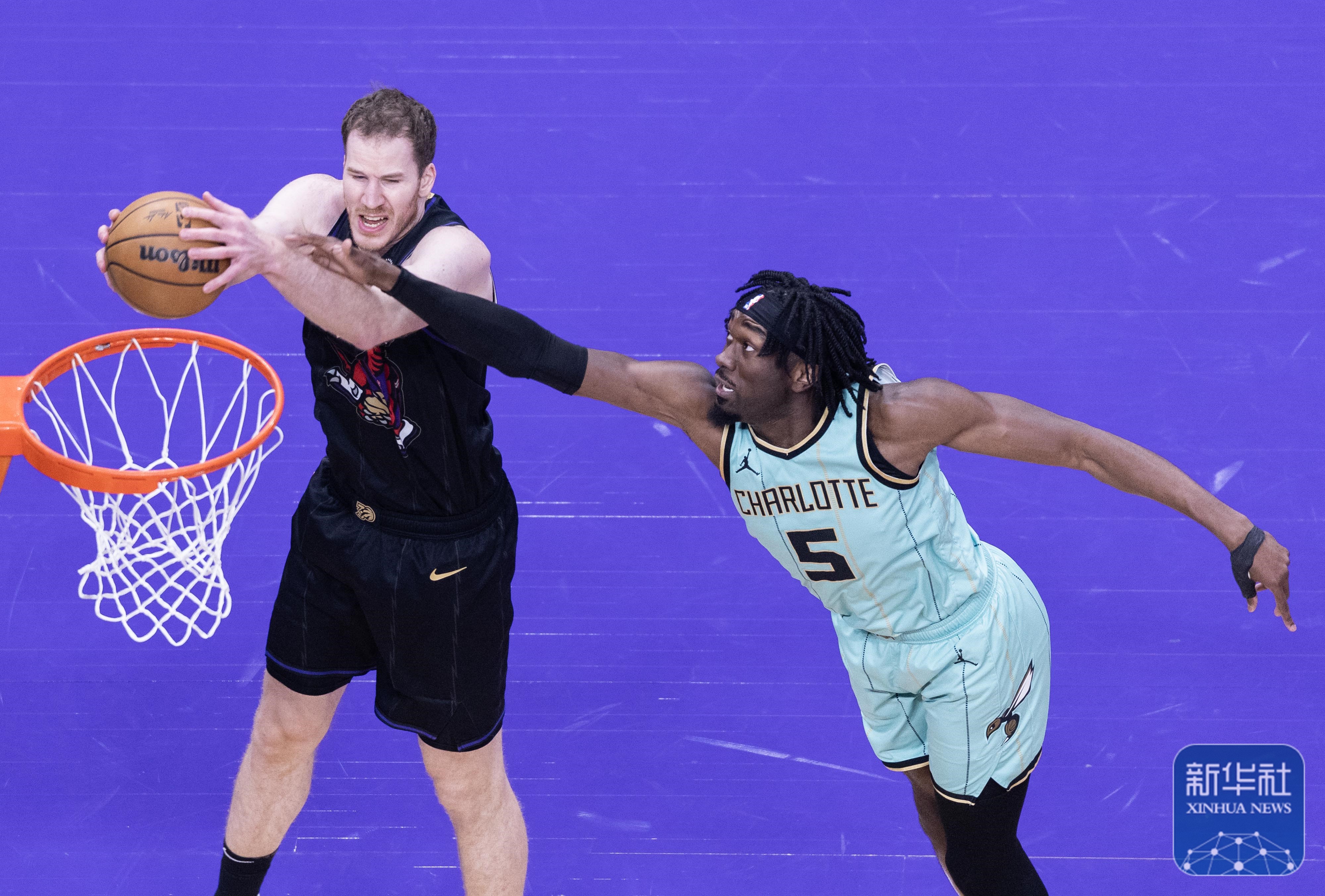 猛龙主场力克老鹰,球队以防守取得胜利的简单介绍 猛龙主场力克老鹰,球队以防守取得胜利的简单介绍